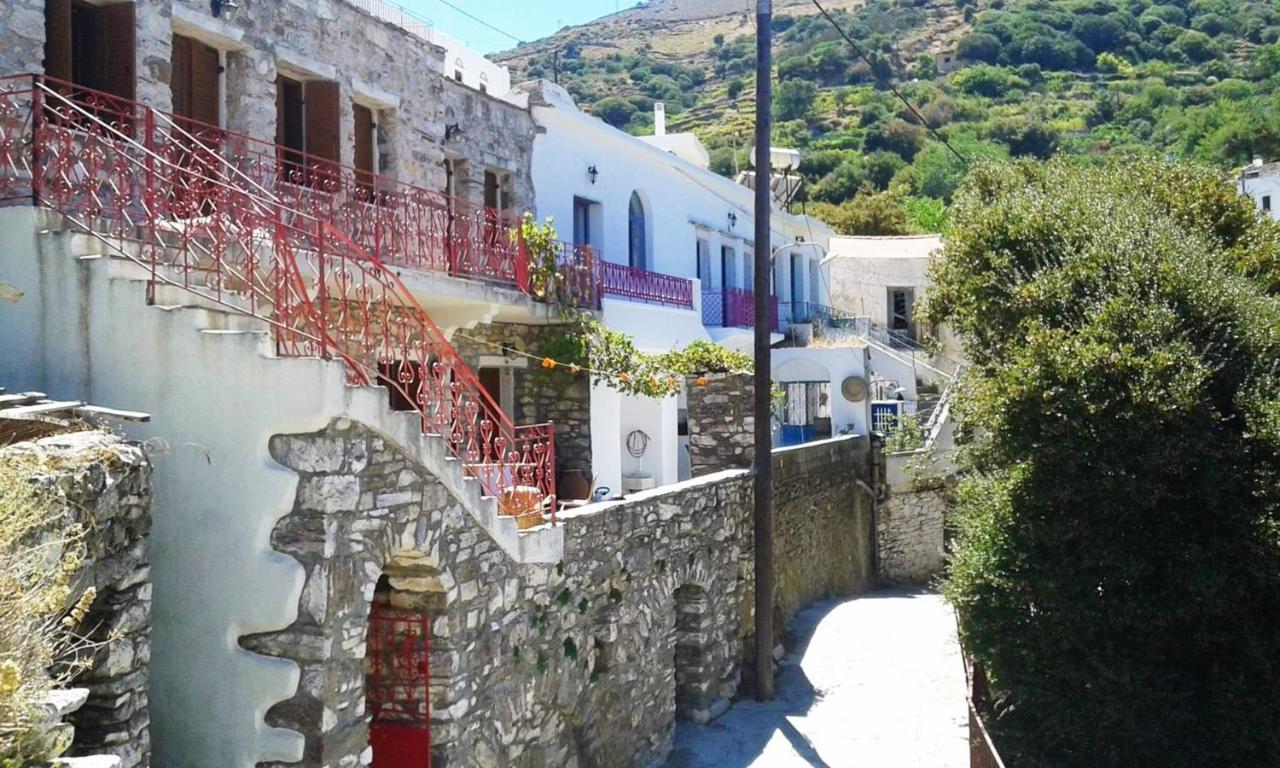 Traditional Family House, Ground Floor With Yard Κόρωνος Εξωτερικό φωτογραφία