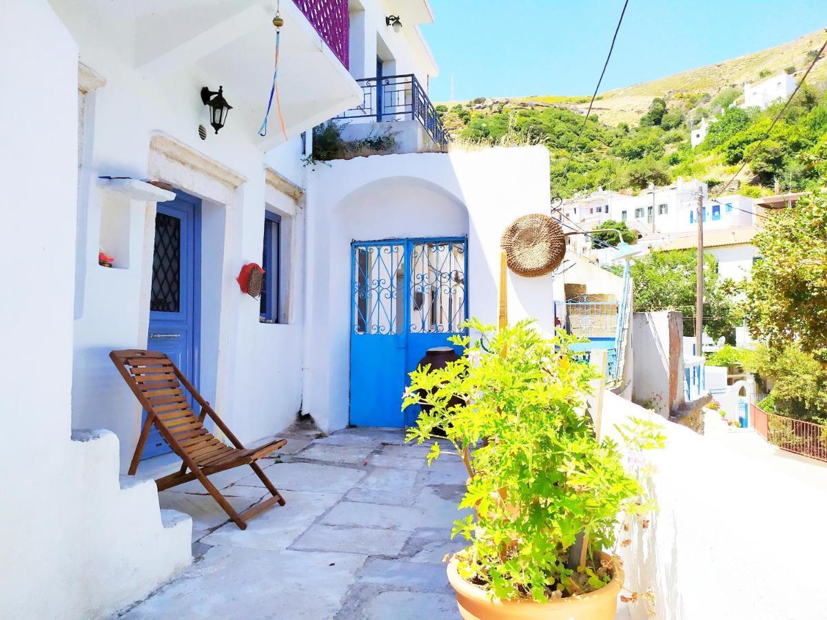 Traditional Family House, Ground Floor With Yard Κόρωνος Εξωτερικό φωτογραφία