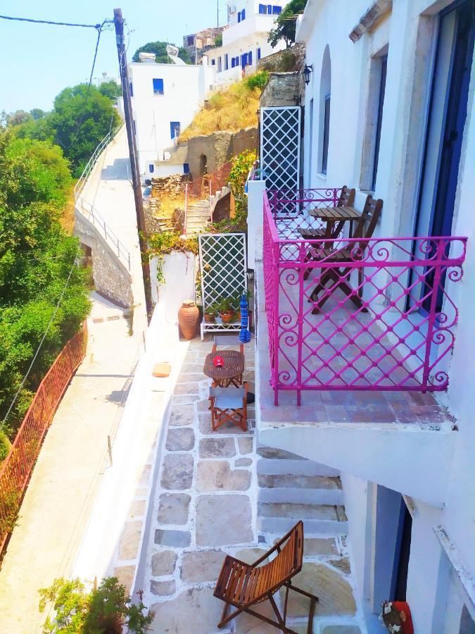 Traditional Family House, Ground Floor With Yard Κόρωνος Εξωτερικό φωτογραφία